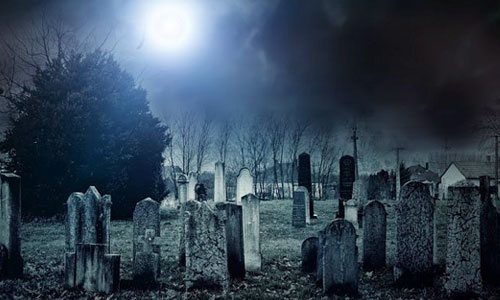 23_Scary_Graves_01.jpg